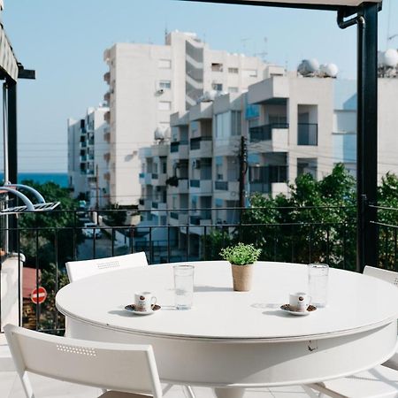 Seasunlove Apt. Apartment Larnaca Bagian luar foto