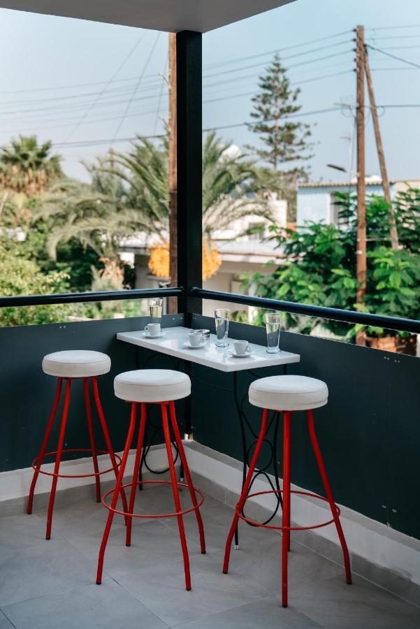 Seasunlove Apt. Apartment Larnaca Bagian luar foto
